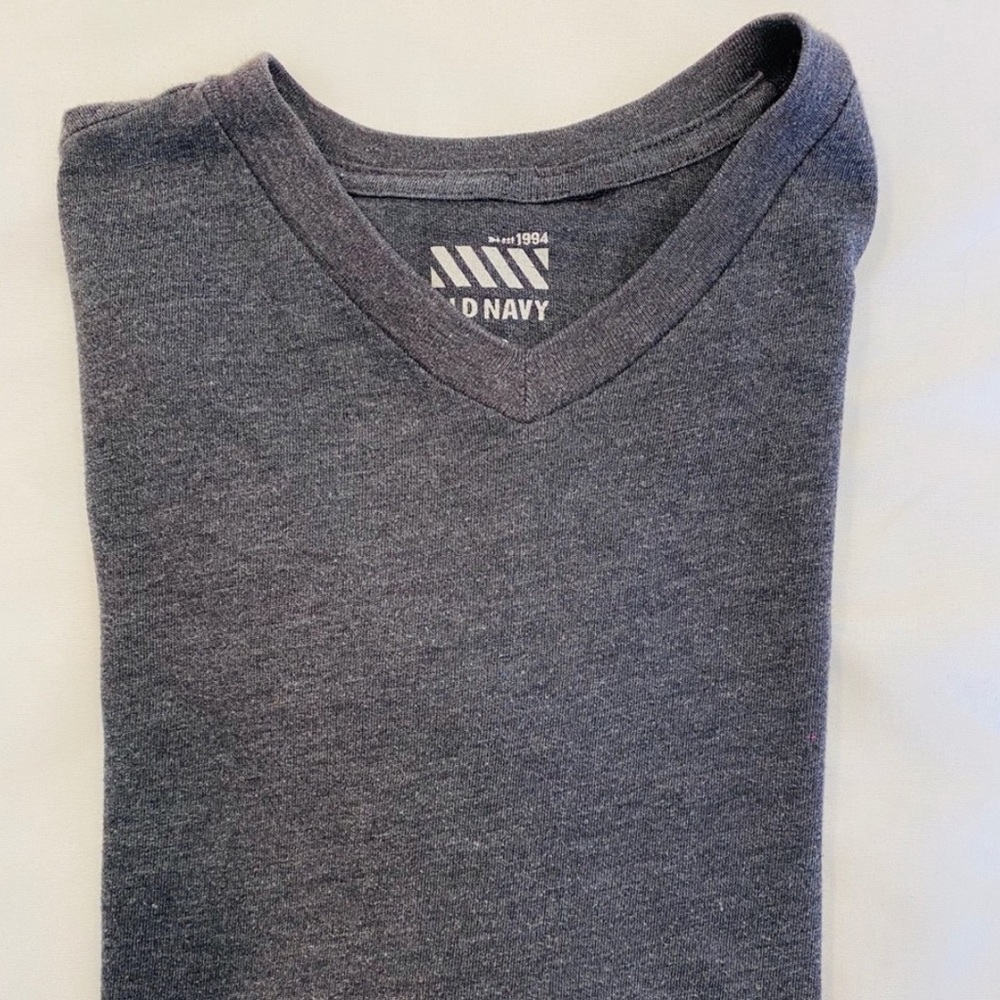 Old Navy Gray T-Shirt Size (S 6-7)